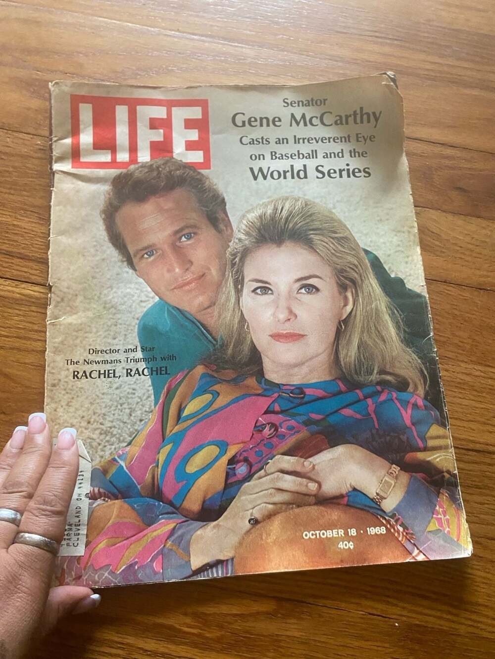 Vintage LIFE Magazine October 18, 1968 - Paul Newman and Joanne Woodward Cover